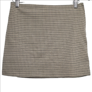 H&M Beige houndstooth high waisted mini skirt